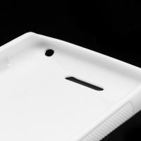 Силиконовый чехол для Sony Xperia L белый