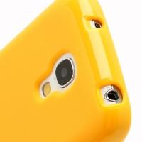 Силиконовый чехол для Samsung Galaxy S4 mini желтый