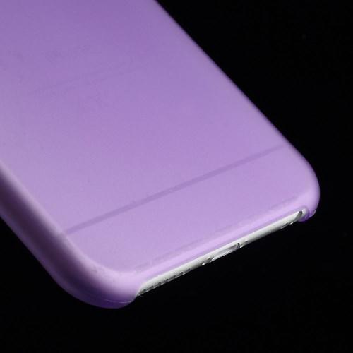 Ультратонкий пластиковый чехол для iPhone 6 Plus фиолетовый