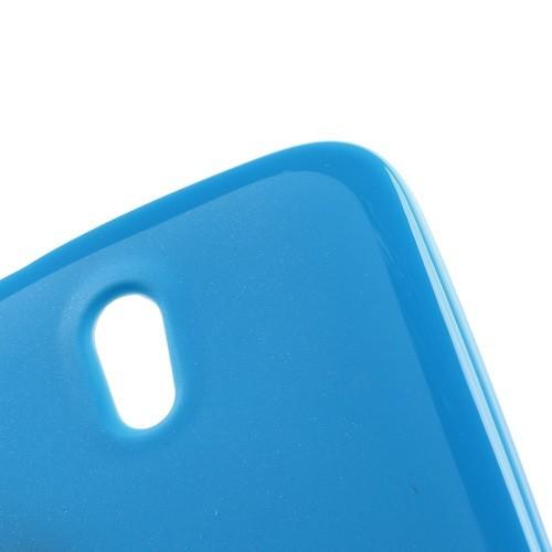Силиконовый чехол для HTC Desire 500 голубой