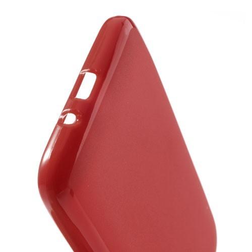 Силиконовый чехол для HTC Desire 700 красный