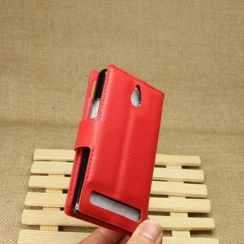 Кожаный чехол книжка для Sony Xperia E1 и Sony Xperia E1 dual красный