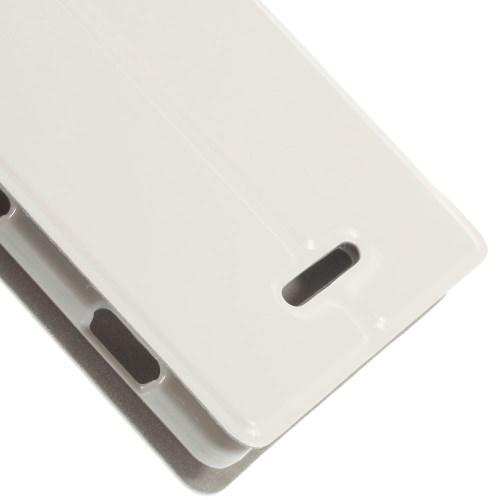 Чехол книжка для Sony Xperia T3 белый
