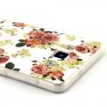 Силиконовый чехол для Samsung Galaxy A7, Galaxy A7 Duos - White and Rose Flowers